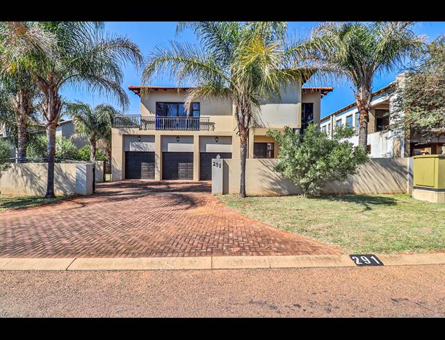 6 BEDROOM HOUSE SOLD IN XANADU